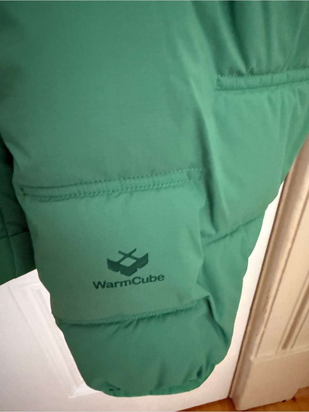 Marmot Two-Tone Green Hooded Puffer Jacket - Picture 5 of 7
